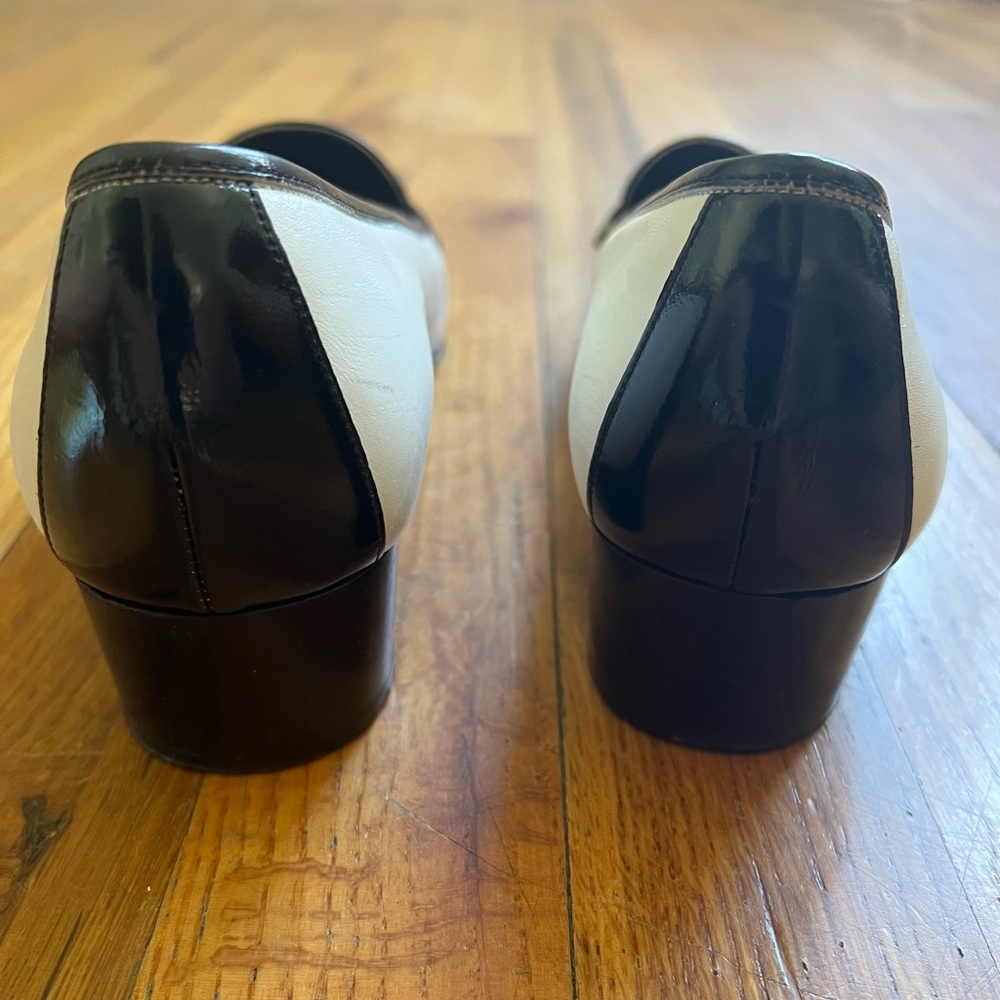 Ferragamo Tassel Loafers, Black & White Flats - Picture 3 of 9